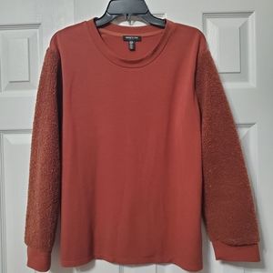 Kenneth Cole rust brown tee shirt type teddy sherpa sleeves super cute  size xl
